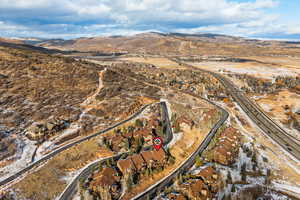 Bird's eye view featuring a mountain view