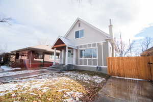 Bungalow with covered porch