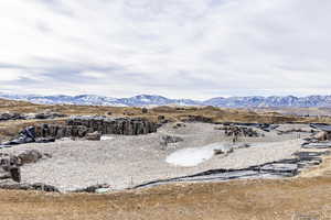 View of mountain feature