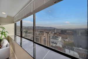 Balcony featuring a mountain view