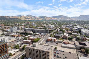 Aerial view with a mountain view