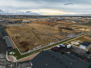 Bird's eye view featuring a mountain view