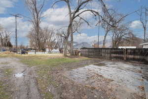 View of yard with a mountain view