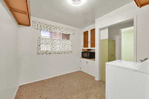 Kitchen dining area/pantry