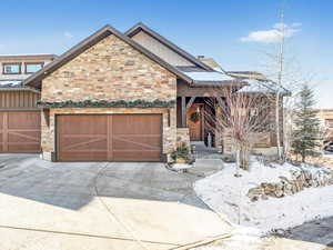 View of front facade with a garage