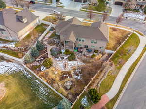 Birds eye view of property