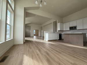 Kitchen and dining room counter to common space.