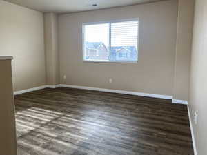 2nd Family room / wood-style floors