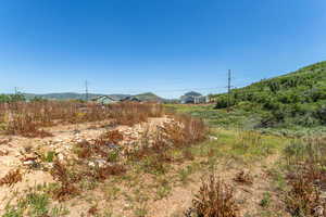 View of yard with a mountain view