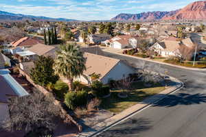 Bird's eye view featuring a mountain view