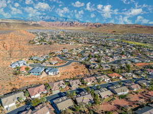 Drone / aerial view featuring a mountain view