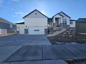 View of front facade with a garage