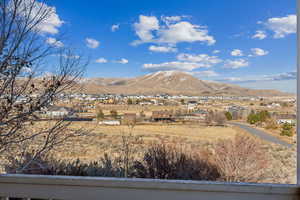 View of mountain feature