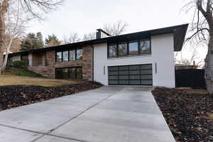 View of front of house featuring a garage