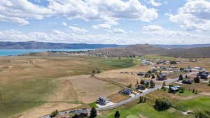 More views of home and Lake