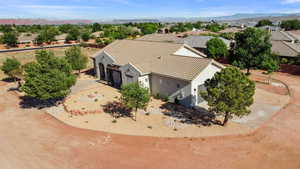 Drone / aerial view featuring a mountain view