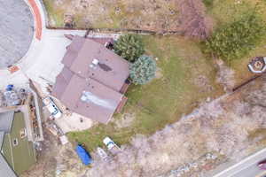 Birds eye view of property