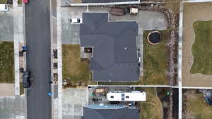 Birds eye view of property