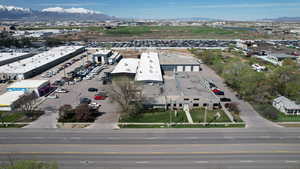 Bird's eye view featuring a mountain view