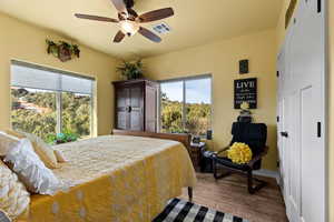 Bedroom with ceiling fan