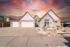 View of front facade with a garage