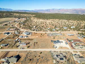 Drone / aerial view featuring a mountain view