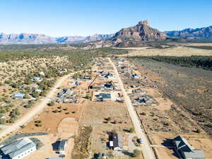 Aerial view with a mountain view