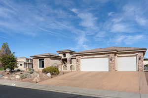 View of front facade with a garage