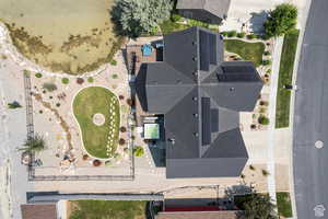 Birds eye view of property