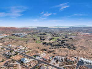 Aerial view with a mountain view