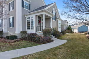 View of front of property featuring a front lawn