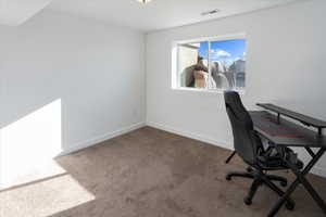 Unfurnished office with carpet floors