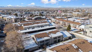 Drone / aerial view featuring a mountain view