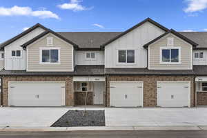 View of front facade with a garage