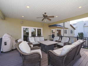 Deck off Family Room