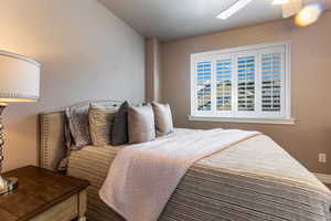 Bedroom with ceiling fan