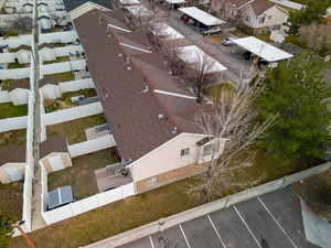 Birds eye view of property