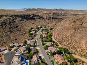 Drone / aerial view featuring a mountain view