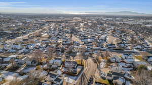 Bird's eye view featuring a mountain view