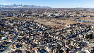 Drone / aerial view featuring a mountain view