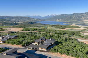 Bird's eye view of a water and mountain view