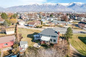 Bird's eye view featuring a mountain view