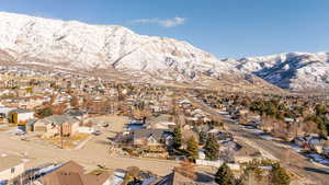 View of mountain feature