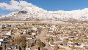 View of mountain feature