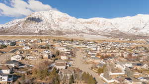 View of mountain feature