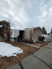 View of manufactured / mobile home