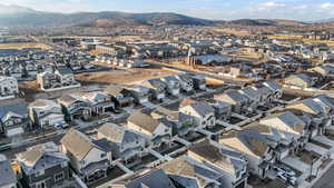 Bird's eye view with a mountain view