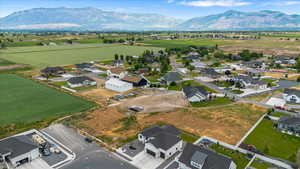 Bird's eye view featuring a mountain view