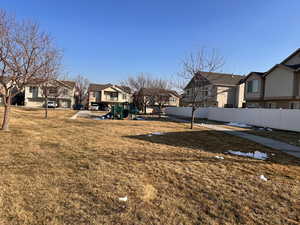 The park distance from the back gate of townhouse