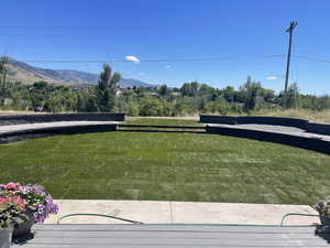 View of yard featuring a mountain view